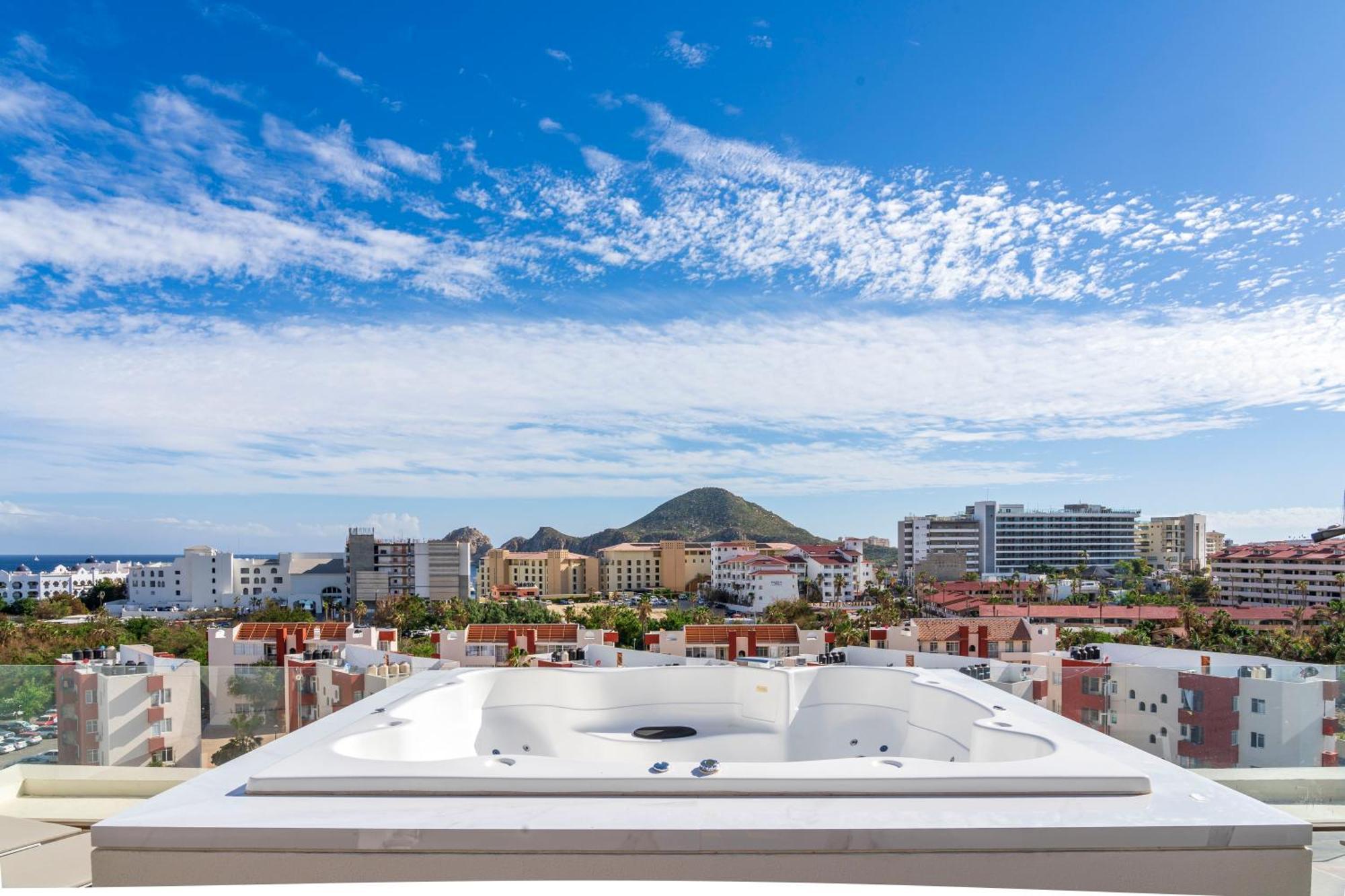 Luxury Apartment With Pool And Jacuzzi On Terrace In Medano Cabo San Lucas Exterior photo