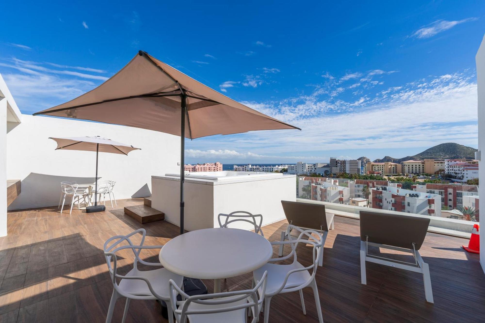 Luxury Apartment With Pool And Jacuzzi On Terrace In Medano Cabo San Lucas Exterior photo